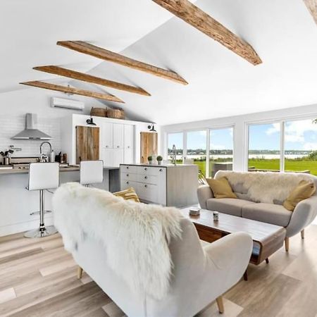 Waterfront Cottage "The Dream" With Private Hot Tub Shediac Exteriér fotografie