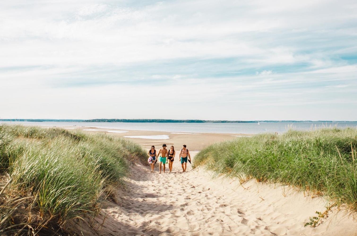 Waterfront Cottage "The Dream" With Private Hot Tub Shediac Exteriér fotografie